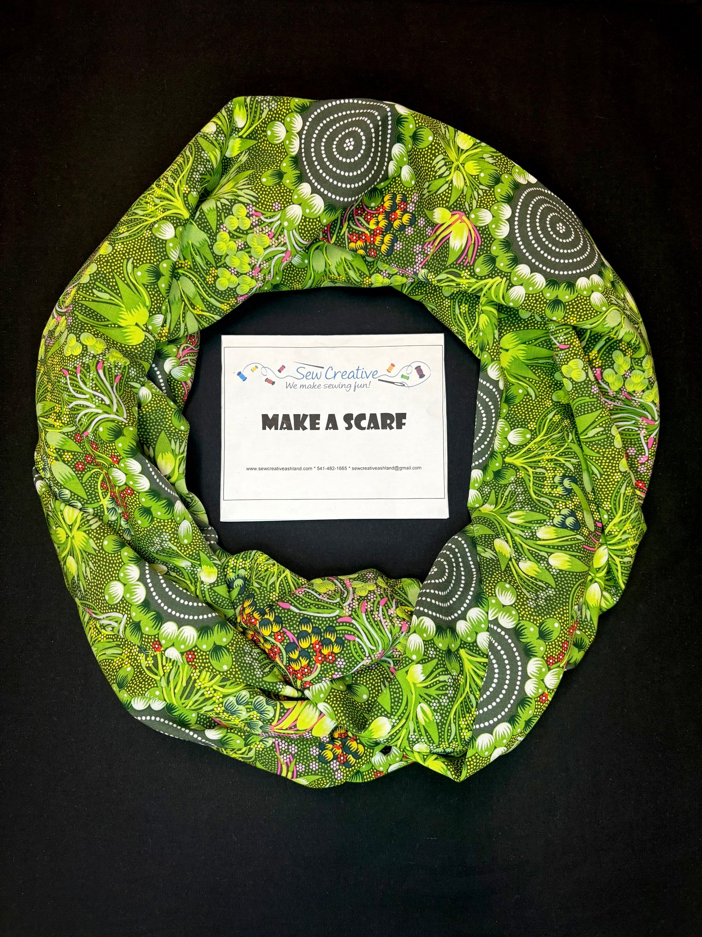 Bush Fruit Green Scarf